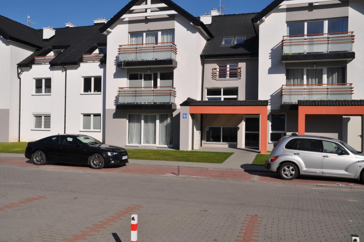 Apartament Svenita ダルウフコ エクステリア 写真