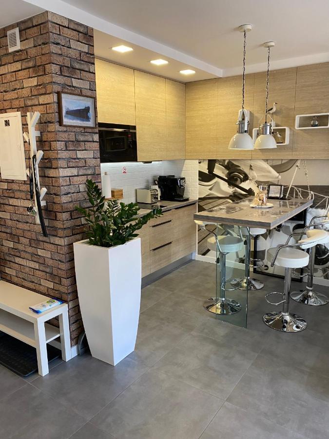 Apartament Svenita ダルウフコ エクステリア 写真