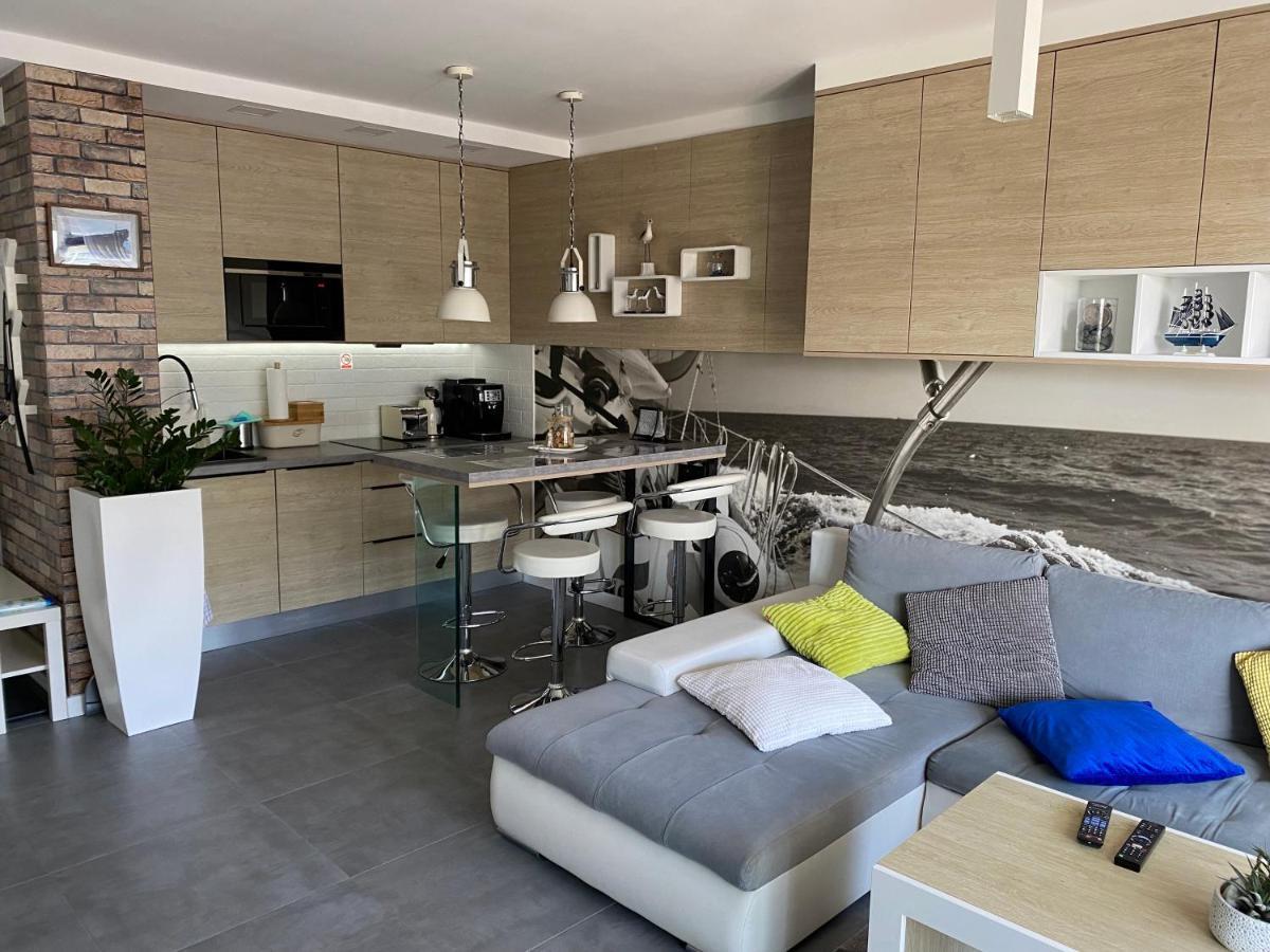 Apartament Svenita ダルウフコ エクステリア 写真