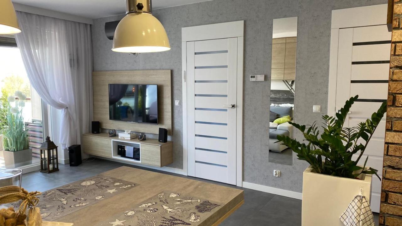 Apartament Svenita ダルウフコ エクステリア 写真
